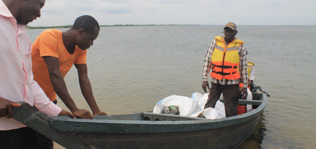 Lambu’s fishermen take to saving their landing site.